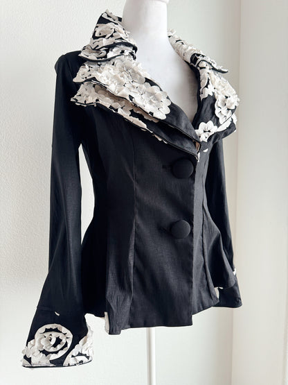 VINTAGE BLACK BLAZER WITH WHITE FLORAL APPLIQUE