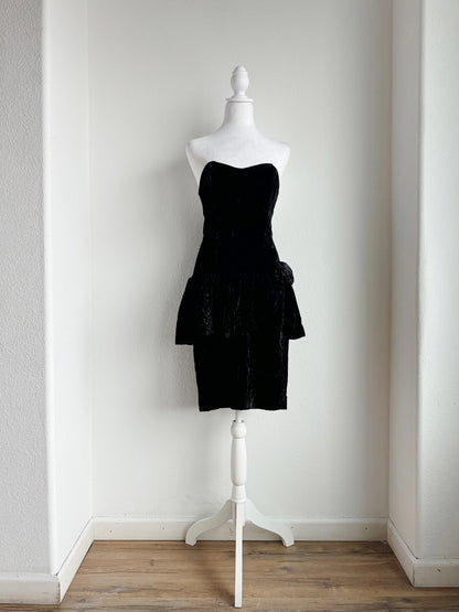 VINTAGE BLACK VELVET COCKTAIL DRESS WITH LAYERED SKIRT