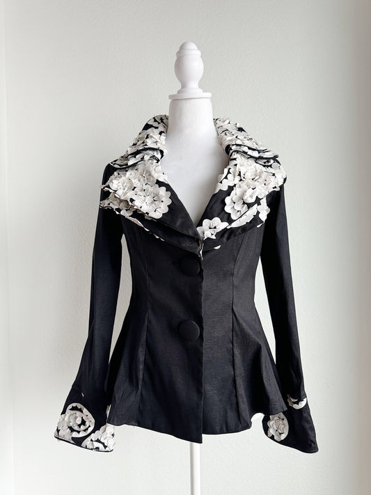 VINTAGE BLACK BLAZER WITH WHITE FLORAL APPLIQUE