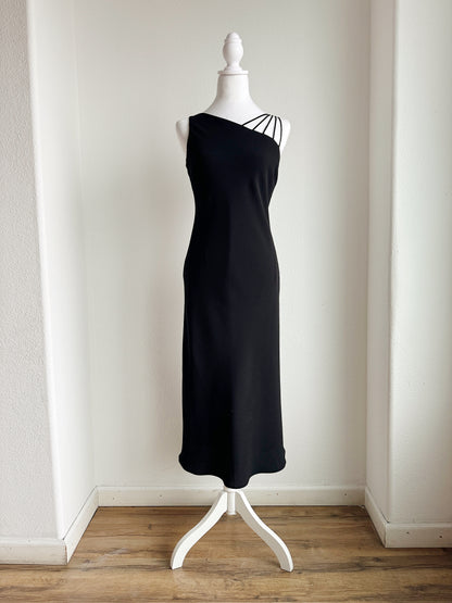 Y2K BLACK STRAPPY SHOULDER MIDI DRESS