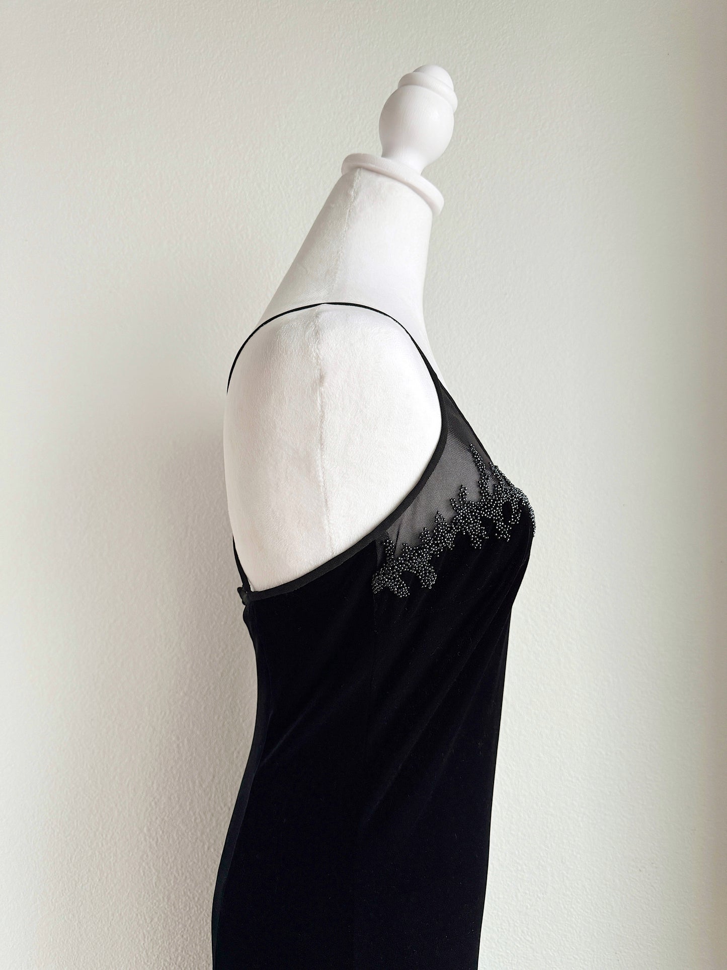 VINTAGE BLACK VELVET BEADED DRESS